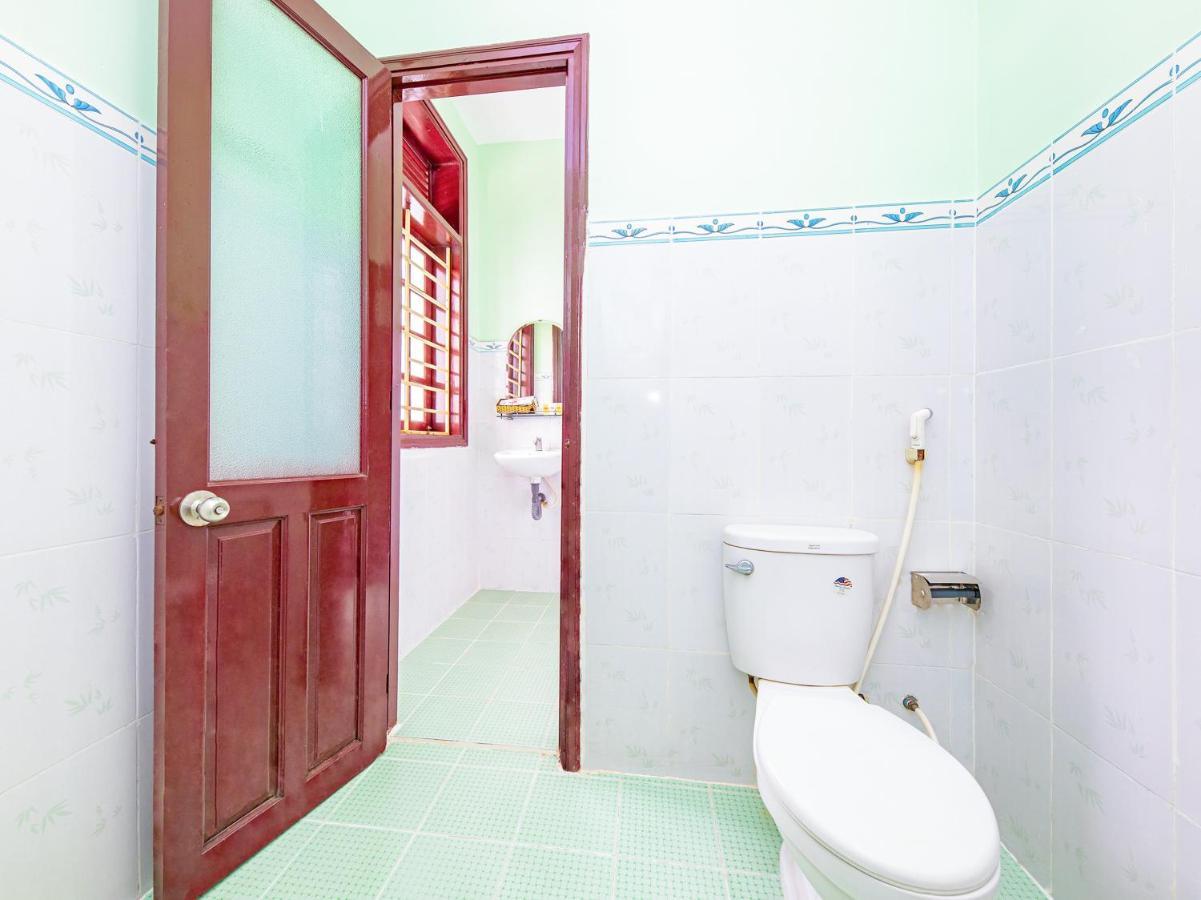 Oyo 381 Tuyet Mai Hotel 나트랑 외부 사진
